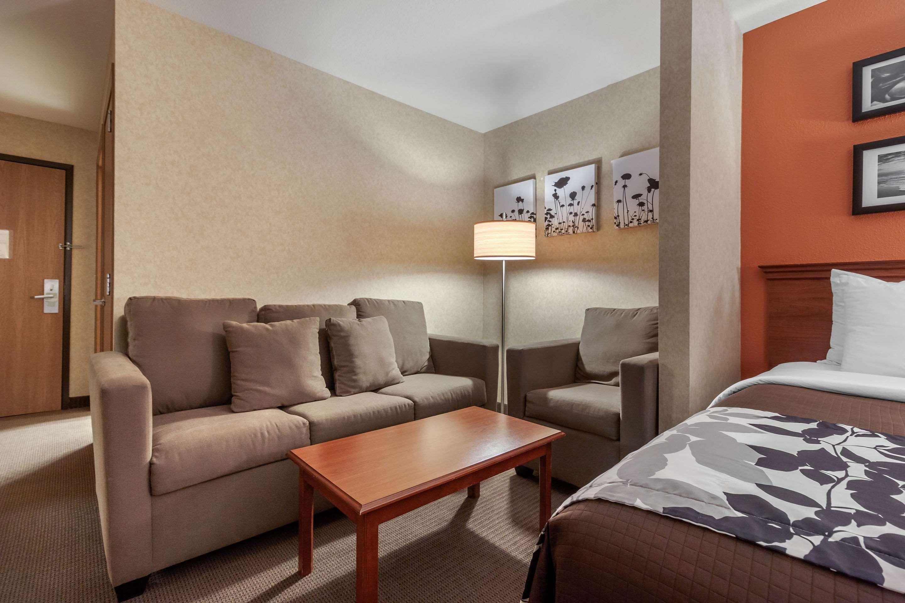 Sleep Inn & Suites Hays I-70 Εξωτερικό φωτογραφία