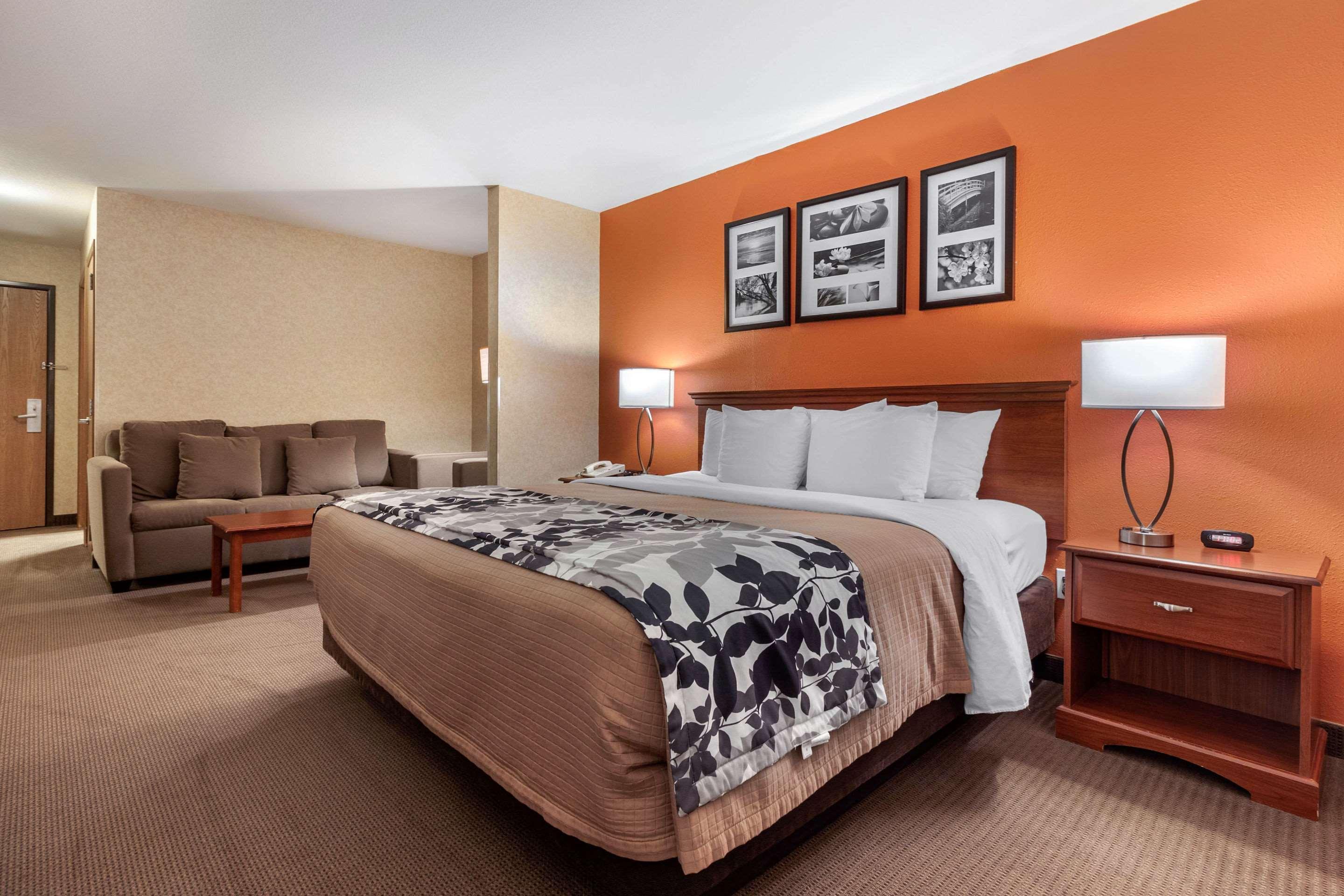 Sleep Inn & Suites Hays I-70 Εξωτερικό φωτογραφία