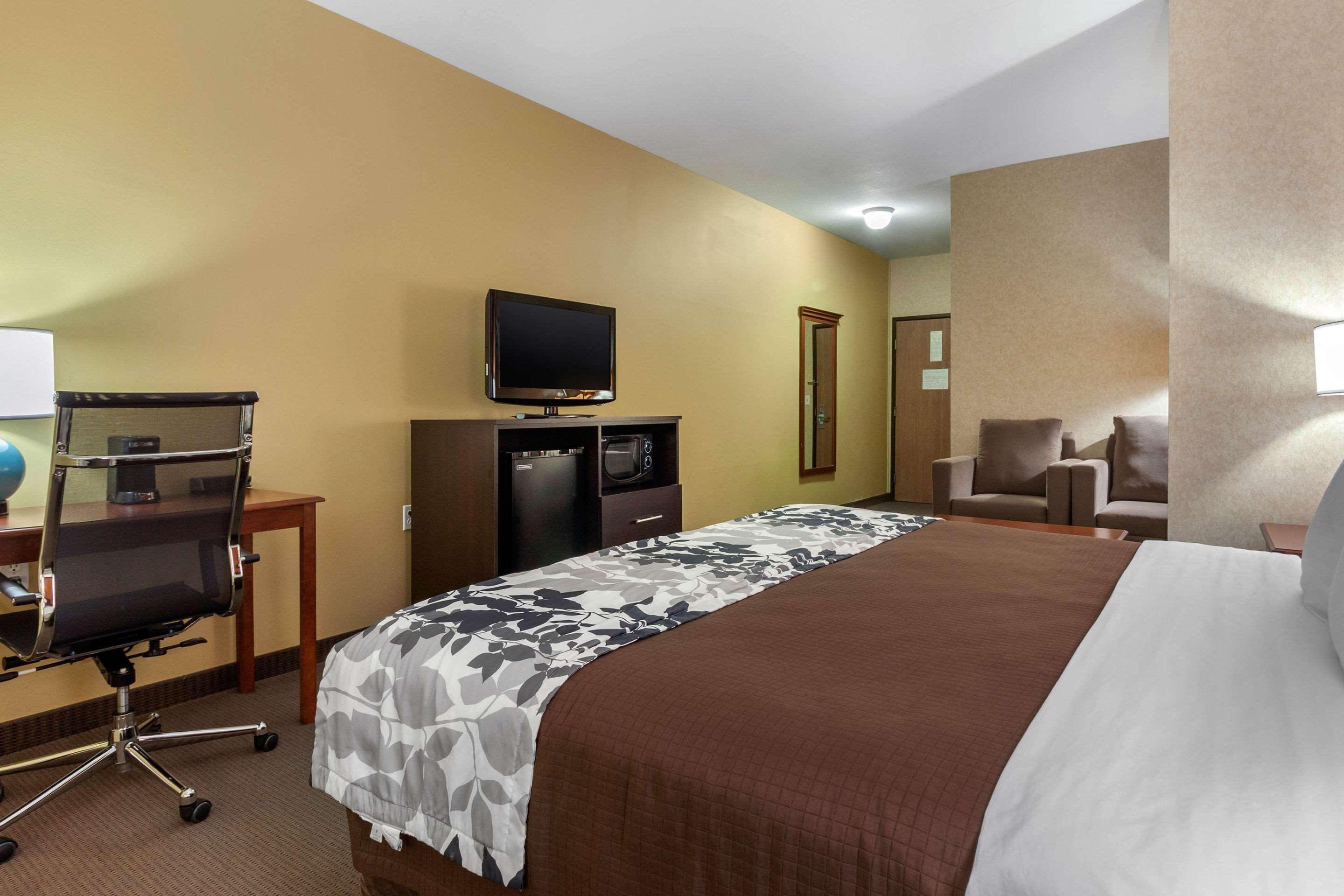 Sleep Inn & Suites Hays I-70 Εξωτερικό φωτογραφία