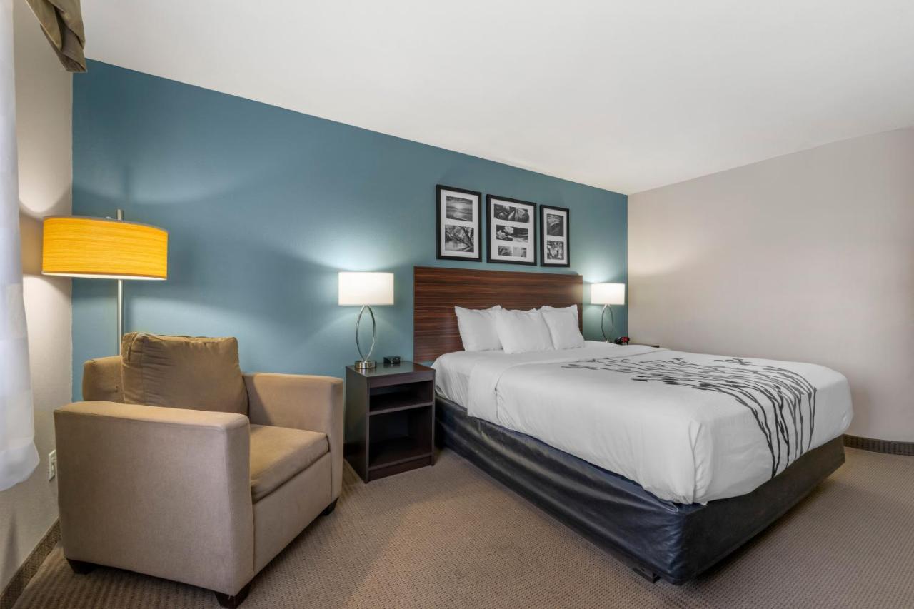 Sleep Inn & Suites Hays I-70 Εξωτερικό φωτογραφία