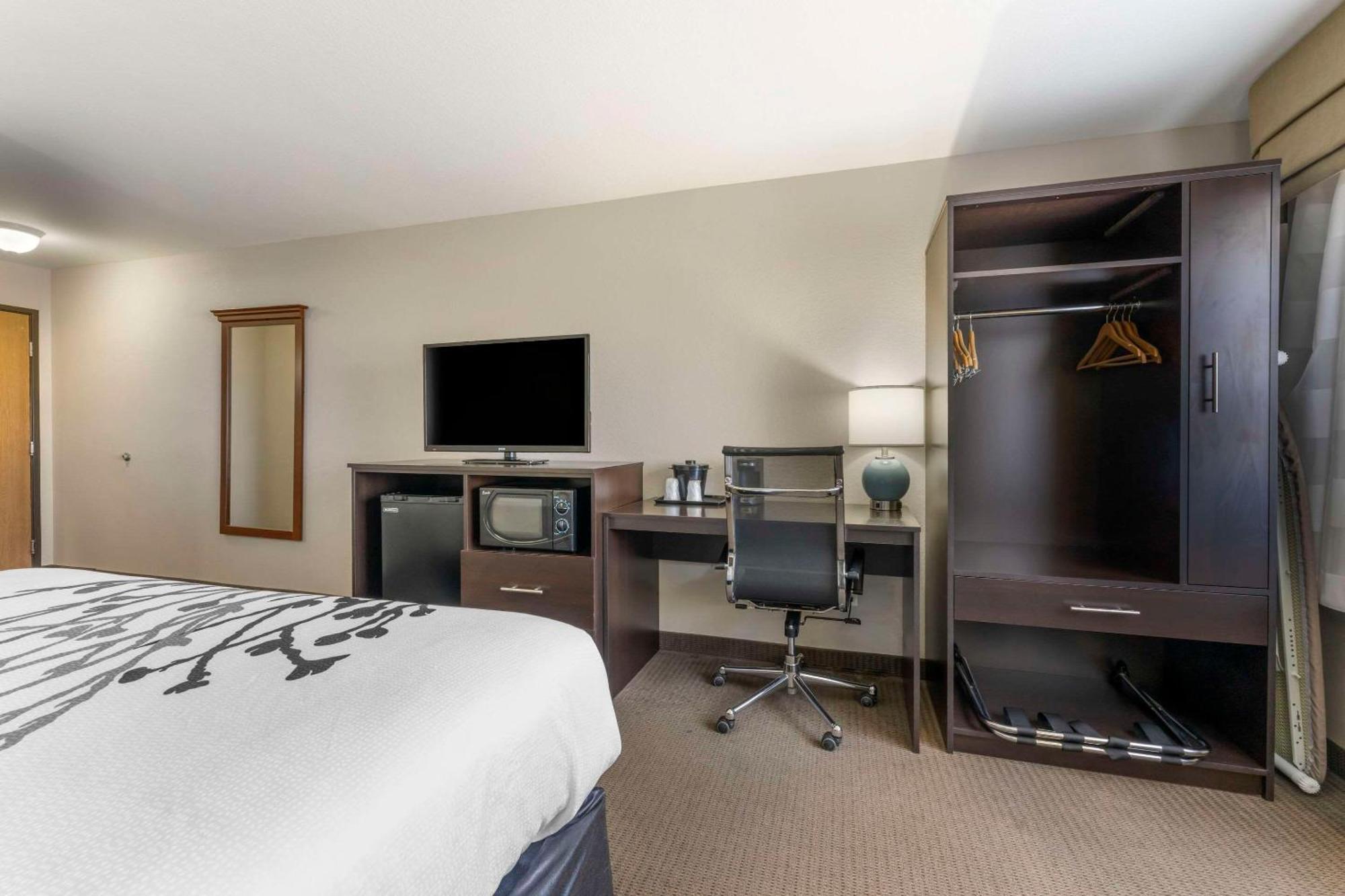 Sleep Inn & Suites Hays I-70 Εξωτερικό φωτογραφία