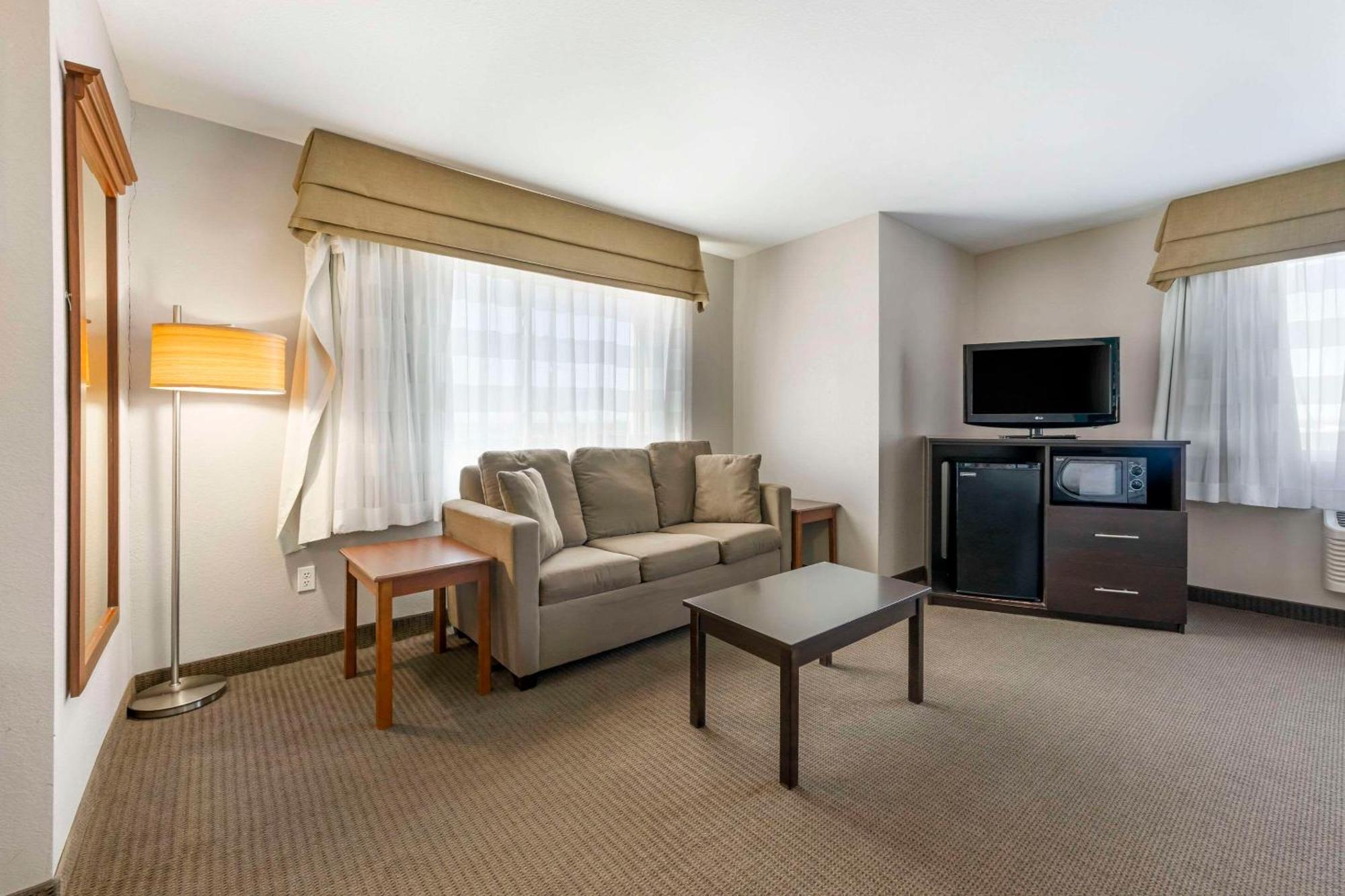 Sleep Inn & Suites Hays I-70 Εξωτερικό φωτογραφία